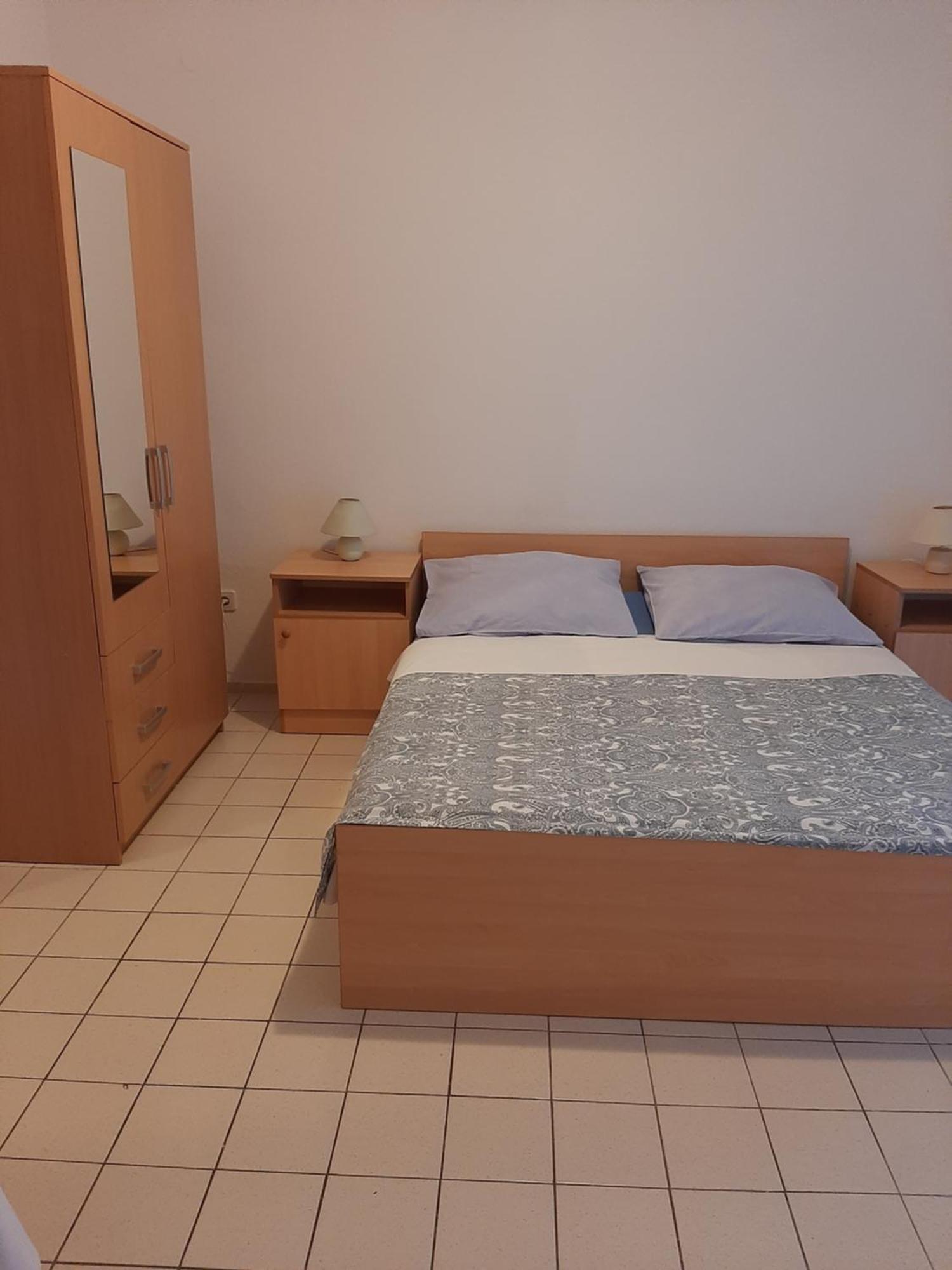 Apartments Marta Starigrad Paklenica Cameră foto