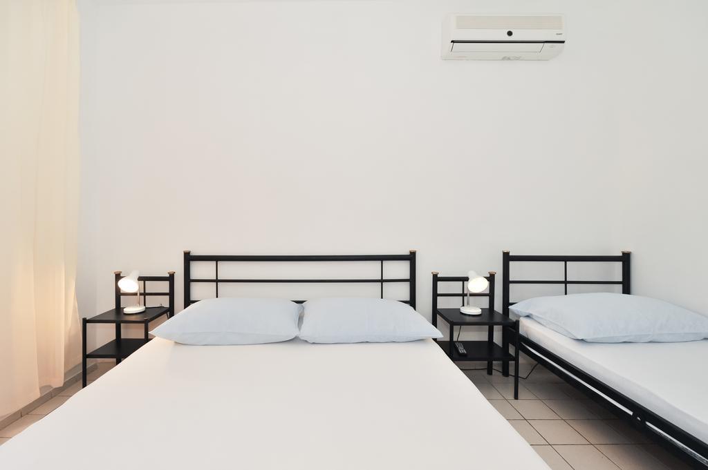 Apartments Marta Starigrad Paklenica Cameră foto